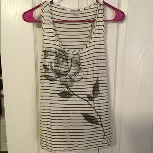 🎉4 for $12 Black stripped tank flower, Forever 21
